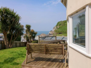 11 Cove View Apartments